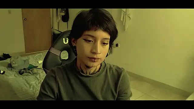 Snapshot of _Apola_77 chatting on 15, 3, 2025 Apola 77 online show from 15, 3, 2025