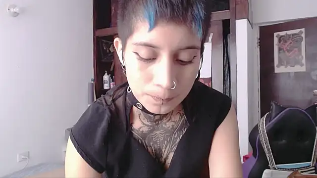 Snapshot of _Apola_77 chatting on 8, 10, 2025 Apola 77 online show from 8, 10, 2025