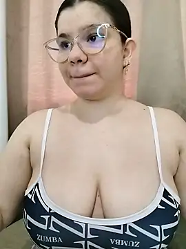 Danzel1105 online show from 5, 12, 2025