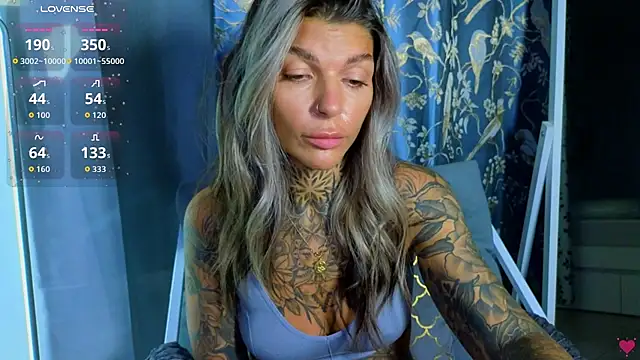 tattooedBabyy online show from 2, 11, 2025