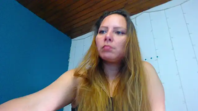Snapshot of camila_delarosa chatting on 13, 1, 2025 camila delarosa online show from 13, 1, 2025