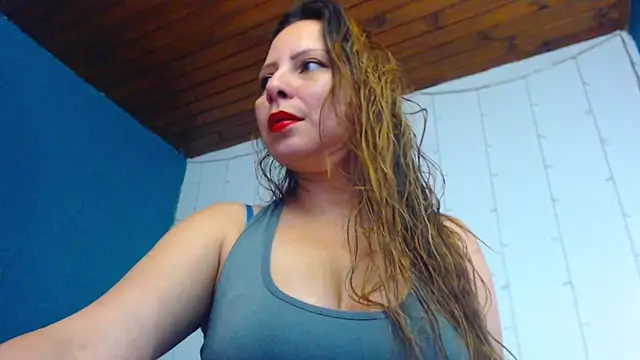 Snapshot of camila_delarosa chatting on 6, 2, 2025 camila delarosa online show from 6, 2, 2025