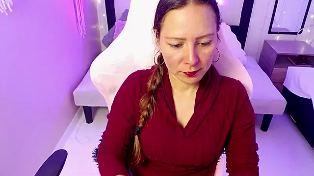 Snapshot of camila_delarosa chatting on 11, 5, 2026 camila delarosa online show from 11, 5, 2026