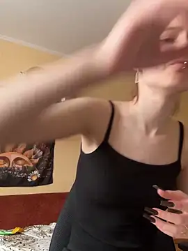 Crayzy Luv online show from 14, 2, 2025