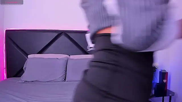 ScarlettAndClark online show from 10, 10, 2025