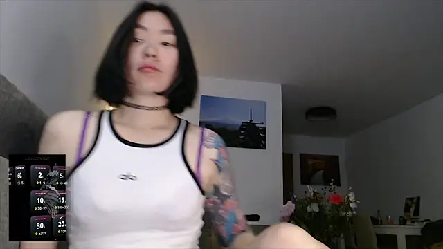 Kunimitsuu  online show from 18, 9, 2025