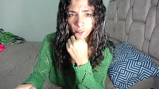 Snapshot of Nadia_Monroe chatting on 15, 12, 2024 Nadia Monroe online show from 15, 12, 2024