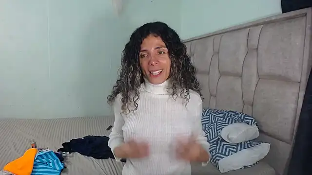 Snapshot of Nadia_Monroe chatting on 28, 12, 2024 Nadia Monroe online show from 28, 12, 2024