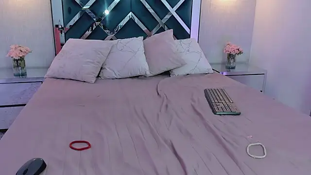 Snapshot of Miakhalifa_7 chatting on 30, 1, 2025 Miakhalifa 7 online show from 30, 1, 2025