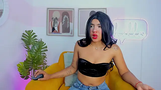 Snapshot of Miakhalifa_7 chatting on 16, 9, 2025 Miakhalifa 7 online show from 16, 9, 2025