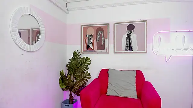 Snapshot of Miakhalifa_7 chatting on 29, 11, 2025 Miakhalifa 7 online show from 29, 11, 2025