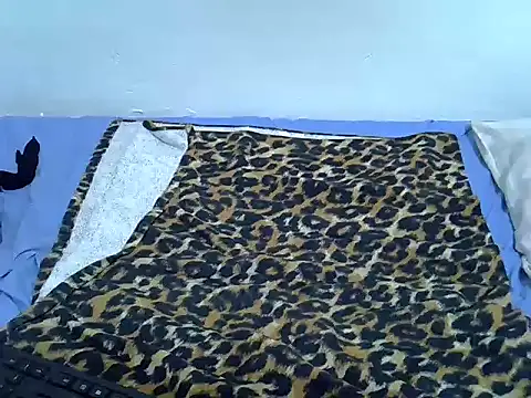 Snapshot of drowllie chatting on 7, 10, 2025 drowllie online show from 7, 10, 2025