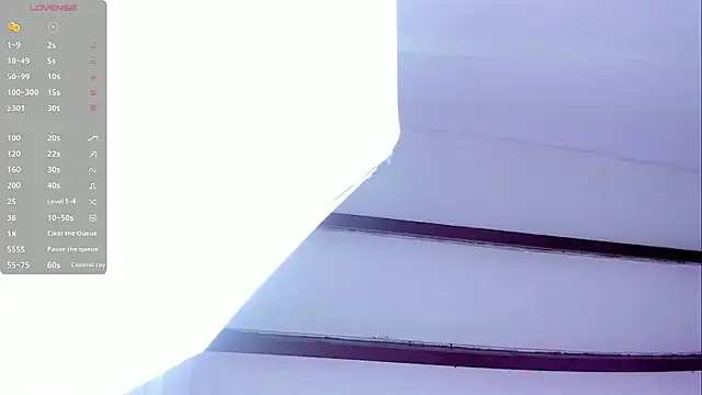 Snapshot of Oriana_Guzman chatting on 5, 1, 2025 Oriana Guzman online show from 5, 1, 2025