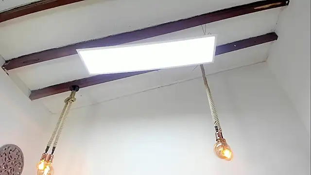 Snapshot of Oriana_Guzman chatting on 15, 1, 2025 Oriana Guzman online show from 15, 1, 2025