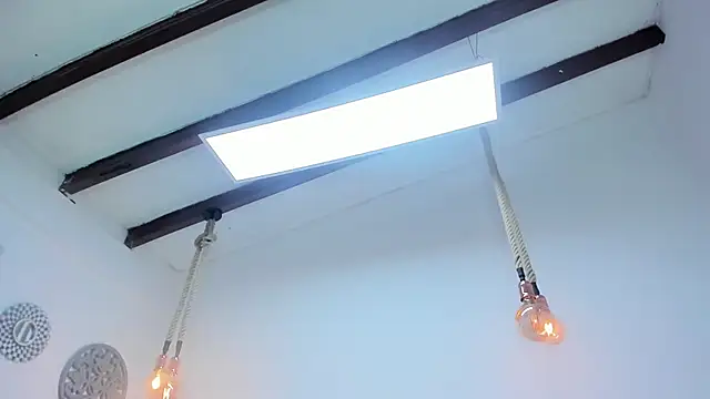 Snapshot of Oriana_Guzman chatting on 20, 2, 2025 Oriana Guzman online show from 20, 2, 2025