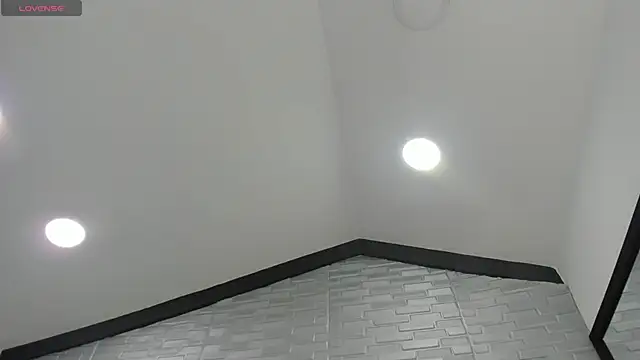 Snapshot of Oriana_Guzman chatting on 3, 3, 2025 Oriana Guzman online show from 3, 3, 2025