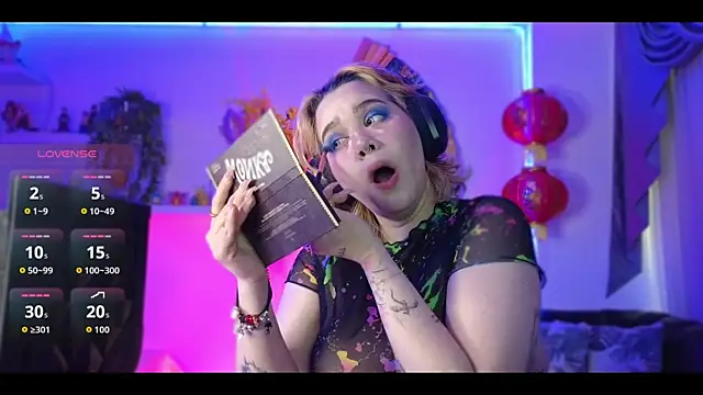 albaismynameX online show from 12, 11, 2025