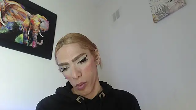 Manchita96  online show from 3, 3, 2026