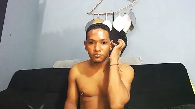 Grandeygruesa1 online show from 18, 12, 2025