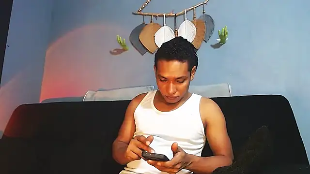 Snapshot of Grandeygruesa1 chatting on 9, 6, 2026 Grandeygruesa1 online show from 9, 6, 2026