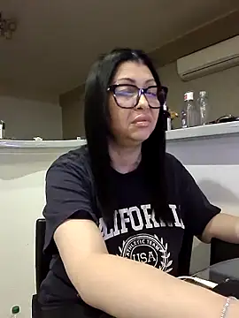 Milf Abigail online show from 22, 12, 2025