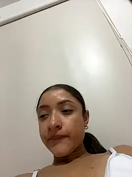 Snapshot of Alicia_ALICIA chatting on 18, 9, 2025 Alicia ALICIA online show from 18, 9, 2025