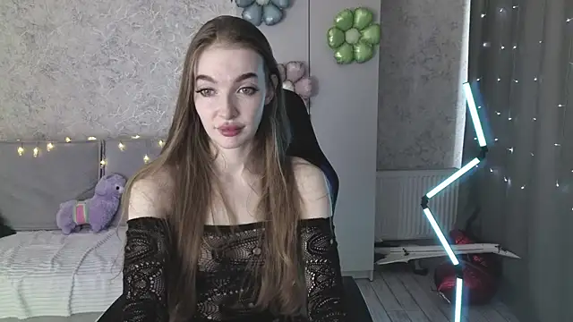 LissaCain online show from 9, 4, 2026