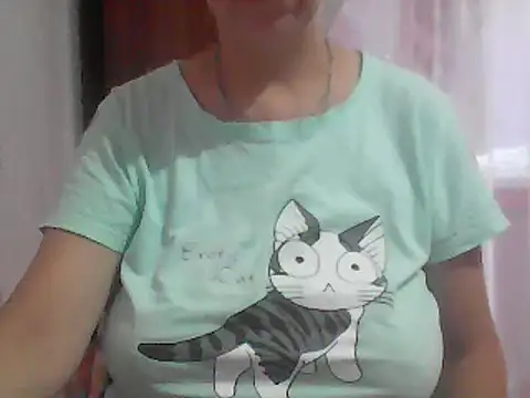 Snapshot of AnaXBerry chatting on 19, 7, 2026 AnaXBerry online show from 19, 7, 2026