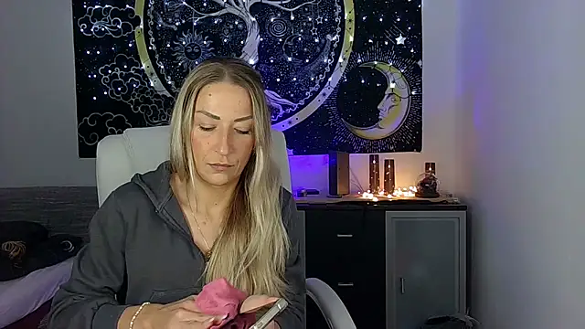 SexxyLiviaa online show from 16, 10, 2025