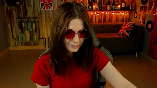 Snapshot of AliceRisinka chatting on 8, 3, 2025 AliceRisinka online show from 8, 3, 2025