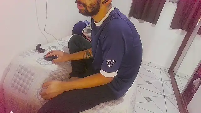 Snapshot of UncutToyBoy23cm chatting on 9, 11, 2025 UncutToyBoy23cm online show from 9, 11, 2025