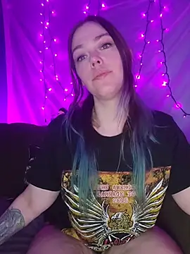 EverlyEster online show from 22, 3, 2026