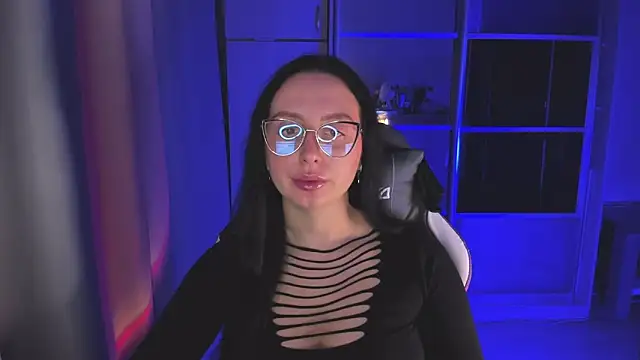 Christy Calypso online show from 6, 11, 2025