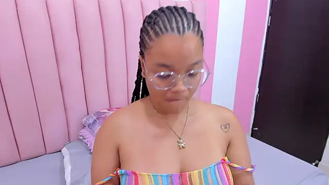 ISABELLA 020 online show from 15, 3, 2025