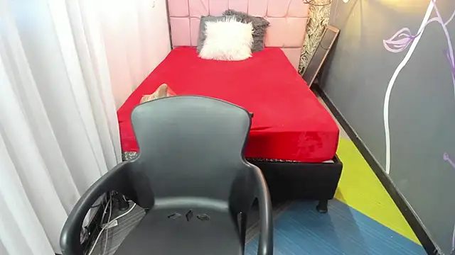 EmmaaEvans  online show from 20, 1, 2025