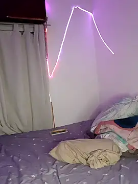 Snapshot of Shura_xxxBig chatting on 8, 11, 2025 Shura xxxBig online show from 8, 11, 2025