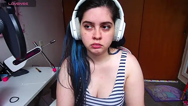 Vallolet Spencer online show from 6, 2, 2025