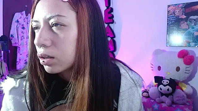 Snapshot of squirt_charlott chatting on 5, 12, 2025 squirt charlott online show from 5, 12, 2025