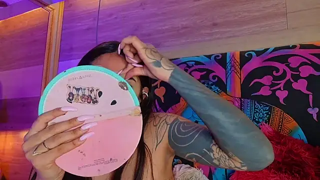 Cori Paige online show from 8, 2, 2026