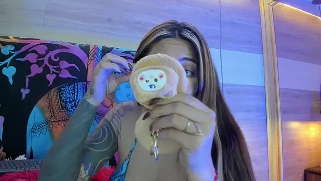 Cori Paige online show from 8, 4, 2026