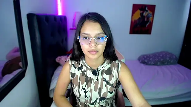 Snapshot of jessi_and_boy chatting on 21, 5, 2026 jessi and boy online show from 21, 5, 2026