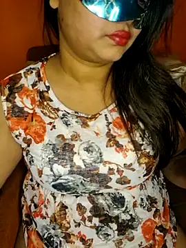 Horny cougar online show from 4, 3, 2025