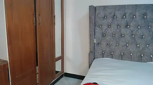 chococreamie online show from 21, 1, 2025