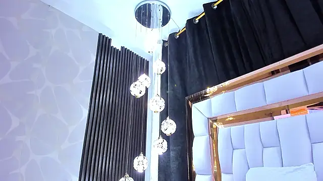 SarayRoyse online show from 23, 3, 2026