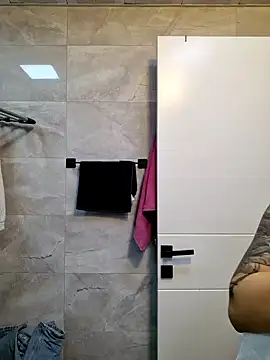 Esmertarcinim online show from 8, 1, 2025