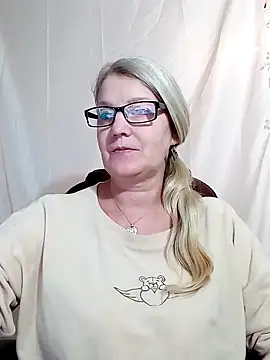 Snapshot of irinamaux chatting on 26, 1, 2025 irinamaux online show from 26, 1, 2025