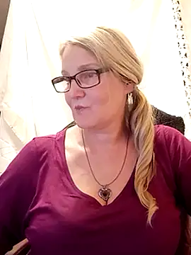 Snapshot of irinamaux chatting on 30, 1, 2025 irinamaux online show from 30, 1, 2025