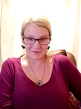 Snapshot of irinamaux chatting on 31, 1, 2025 irinamaux online show from 31, 1, 2025
