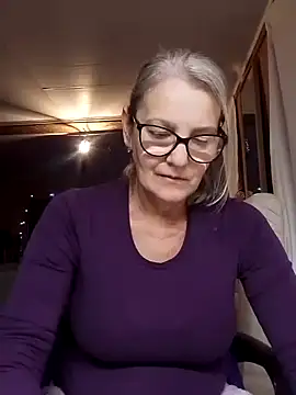 irinamaux online show from 28, 10, 2025