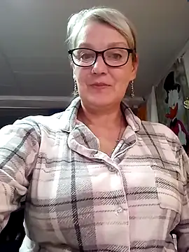 irinamaux online show from 25, 5, 2026